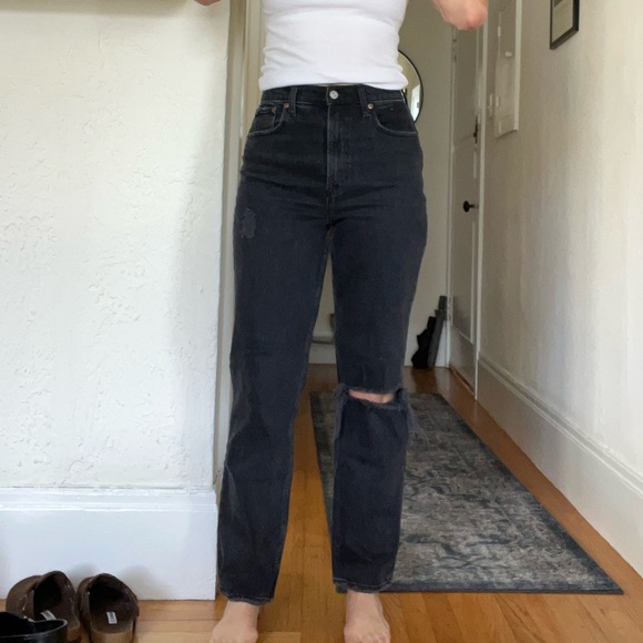 Abercrombie 90s Straight Ultra High Rise , Black with Distressed Knee - Picture 3 of 5